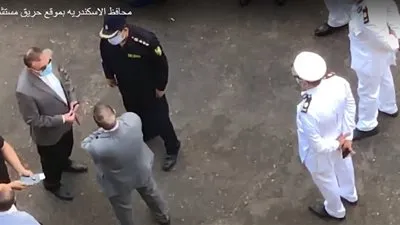 محافظ الإسكندرية يتوجه إلى موقع حريق المستشفى المحترق في محمد نجيب