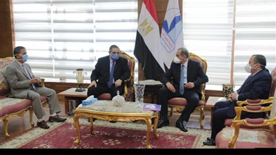 تفاصيل اجتماع مجلس جامعة كفر الشيخ استعدادا للامتحانات (صور)