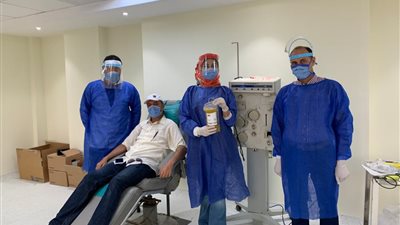 توافد المتعافين من كورونا على مركز نقل الدم بطنطا للتبرع بالبلازما (صور)