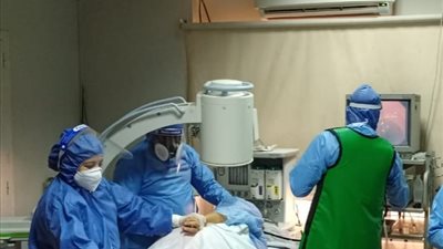 معهد الكبد: إجراء مناظير جراحية عاجلة لإنقاذ مريضين بكورونا