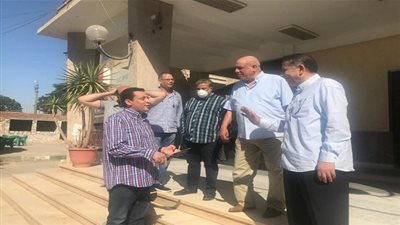 أبوالوفا يواصل جولاته الانتخابية في أندية الصعيد