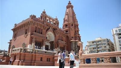 في أول أيام افتتاحه.. نفاذ تذاكر دخول قصر البارون وتواجد إعلامي مكثف