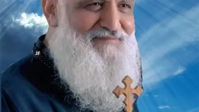 وفاة راعى كنيسة القديس ماريوحنا الحبيب بنجع حمادي متأثرا بكورونا