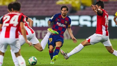 ميسي يصل للهدف رقم 700 مع برشلونة 