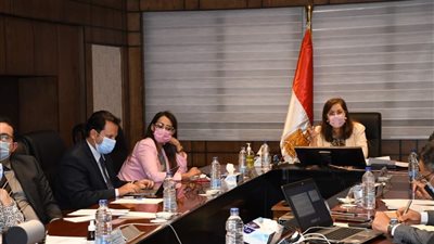 وزيرة التخطيط: 4.4 مليون مواطن مسجلين في العمالى الغير منتظمة 