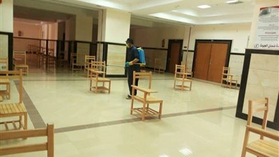 وزير التعليم العالي يطمئن على الاستعدادات النهائية لامتحانات الجامعات والمعاهد 