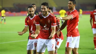 مفاجأة صادمة حول غياب نجم الأهلي 4 أشهر