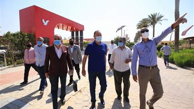 الخطيب يتفقد فرع الأهلي بمدينة نصر للاطمئنان على الإجراءات الاحترازية