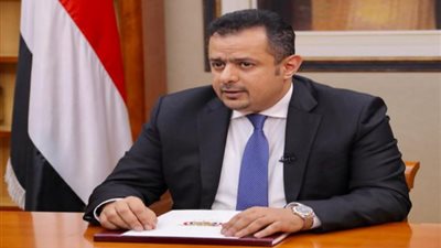 رئيس الوزراء اليمني يتهم الحوثيين بالتخطيط للعودة إلى تهريب الوقود الإيراني