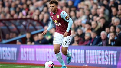 تريزيجيه يبدأ استعدادته مع أستون فيلا لمواجهة ليفربول بالبريميرليج