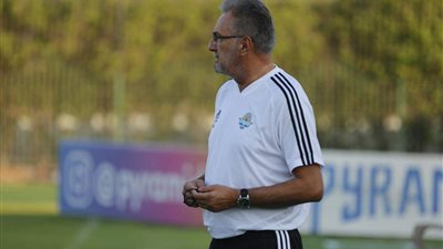 تشاتشيتش يقود أول مران لبيراميدز بعد العودة