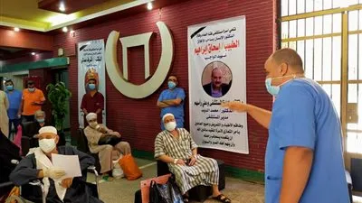 مدير عزل قنا: تعافي وخروج ١٢ حالة كورونا من مستشفى قنا العام