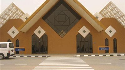 مطار الدوادمي يستقبل أولى الرحلات الداخلية وسط إجراءات وقائية