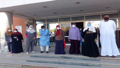 تعافي 18 مصابا بكورونا وخروجهم من مستشفى عزل ناصر ببني سويف