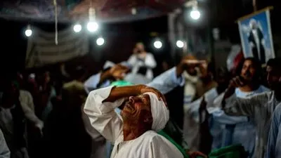 الأوقاف تمنع إقامة أية موالد أو احتفالات بالمساجد 