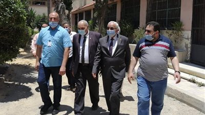 نائب وزير التعليم يتفقد لجان سير النظام والمراقبة بالإسكندرية