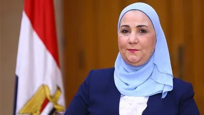 وزيرة التضامن: 49% من الأسر الفقيرة تحصل على دعم مادي