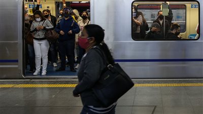  50 يوما على غياب وزير الصحة في البرازيل