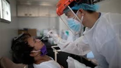 الولايات المتحدة تسجل أكثر من 45000 إصابة جديدة بكورونا في يوم واحد