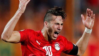 جلسة في الجيم لإكرامي ورمضان صبحي على هامش مران الأهلي 