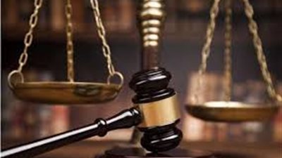 قرار المحكمة في تهرب الشاعر أيمن بهجت قمر من الضرائب