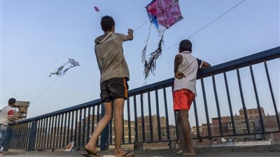 عم طفل المنوفية المتوفى يحذر العائلات المصرية من الطائرات الورقية 