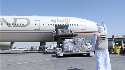 صحيفة تشيد بالدور الكبير للإمارات في مساعدة دول العالم خلال أزمة كورونا
