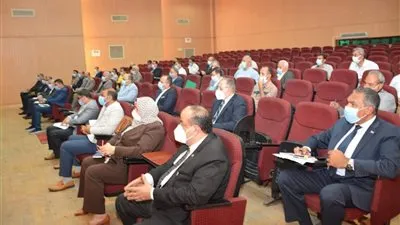 وزير التنمية للمسؤولين: طبقوا القانون علشان نرجع أي شبر من أملاك الدولة