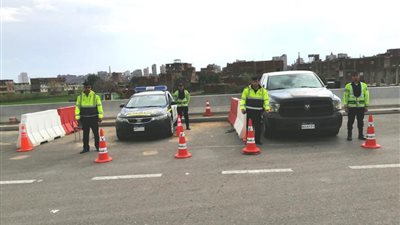 نشرة مرور الفجر.. كثافات متوسطة بمحاور وميادين القاهرة والجيزة