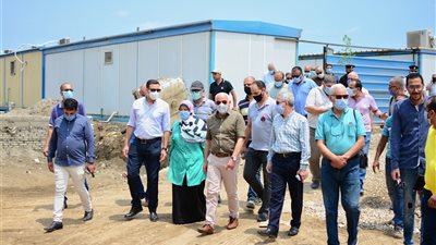 محافظ بورسعيد : الدولة تبذل قصارى جهودها لتسليم مشروعات الإسكان الاجتماعي