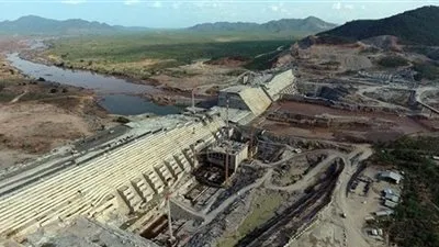 مراوغة جديدة.. خبير مائي: إثيوبيا أغلقت 3 فتحات في سد النهضة