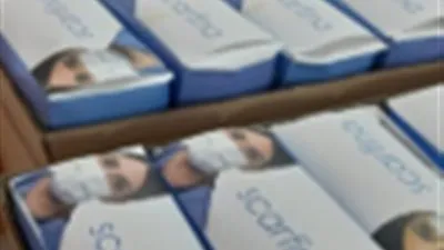 ضبط مصنع بداخله 62 ألف كمامة مجهولة بالقطامية 