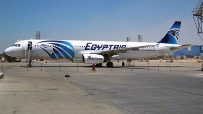 اليوم.. وصول 8 رحلات طيران تقل 1420 عاملا عالقين بالكويت