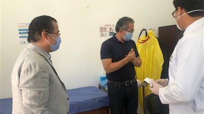 وزير السياحة والآثار يتابع الإجراءات الاحترازية بفنادق دهب ونويبع