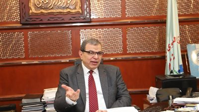 القوى العاملة: تعيين 121 شاباً في البحر الأحمر