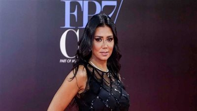 رانيا يوسف تفضح 5 متحرشين وتكشف عن هويتهم