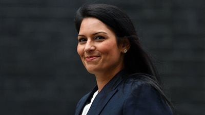 بريطانيا تعلن نظام للهجرة يعتمد على النقاط  بعد 