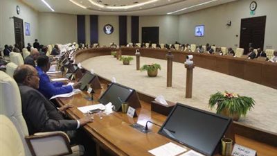 مجلس الوزراء السوداني يحسم إختيار 13 واليا من أصل 18