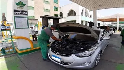 كل ما تريد معرفته عن كيفية تحويل السيارة من البنزين إلى الغاز 