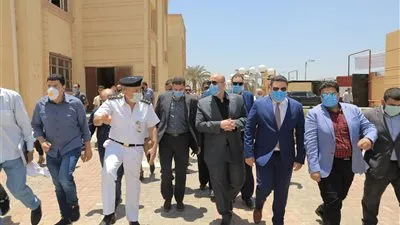 محافظ بني سويف يوجه بسرعة إنجاز مشروع وحدة مرور سمسطا (صور) 