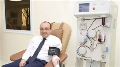 مستشار رئيس الوزراء عن تبرعه ببلازما المتعافين: 