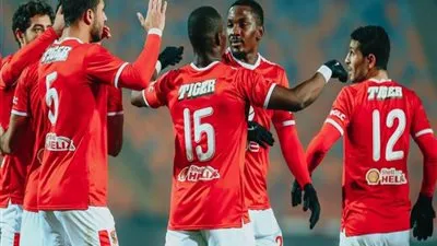 جلسة في الأهلي لتجديد عقد مهاجم الفريق