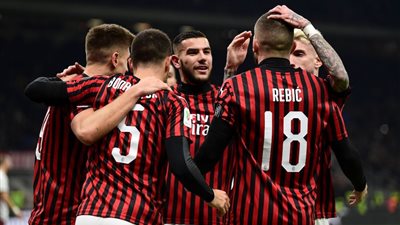 بيولي يُعلن تشكيل ميلان ضد بارما في الدوري الإيطالي