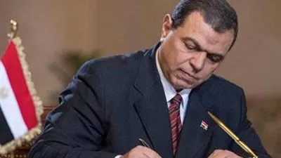 وزير القوى العاملة يتلقي تقريرا عن أحوال العمالة المصرية بلبنان