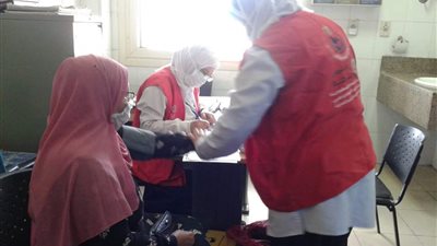 تواصل مبادرة السيسي لدعم صحة المرأة بالإسكندرية (صور)