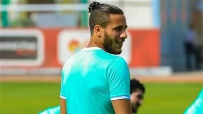 تطورات جديدة بشأن شراء الأهلي لعقد رمضان صبحي.. تعرف على التفاصيل