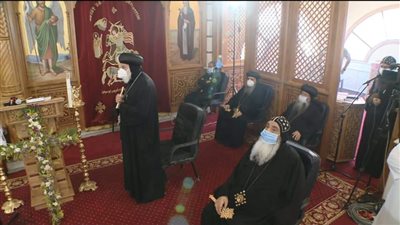 صلوات تجنيز الراهب القمص أنجيلوس الأنطوني بالخطاطبة (صور)