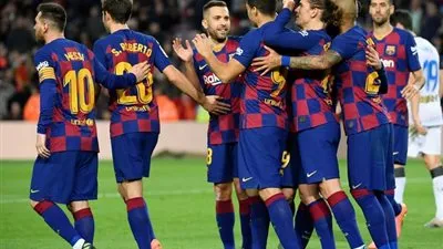   برشلونة يستعد لتجديد تعاقده مع «النفاثة»