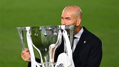عاجل- أول تعليق من زيدان عقب تتويج ريال مدريد بلقب الليجا