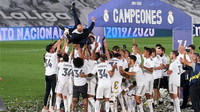 بعد تتويج ريال مدريد بالليجا.. برشلونة يوجه رسالة للملكي